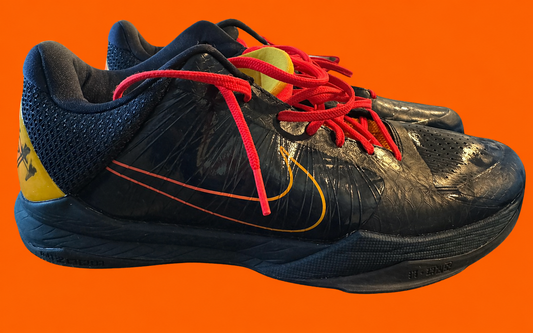 Kylan Boswell Final 4 Game Used Shoes Autographed