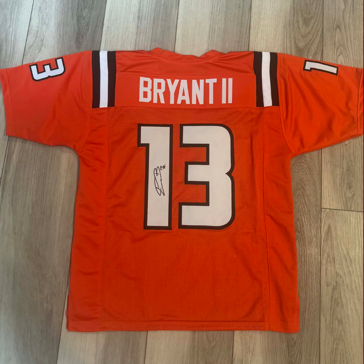 Pat Bryant Signed Jersey